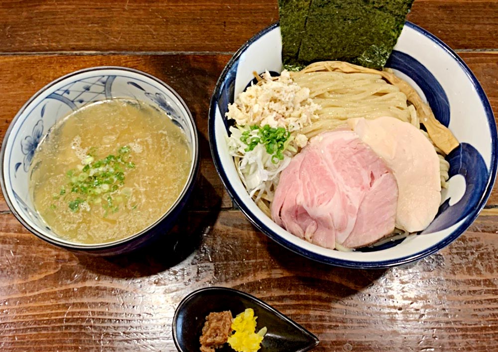 画像:淡麗つけ麺(しお)の商品写真
